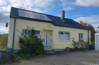 Einfamilienhaus kaufen in 96117 Memmelsdorf, Charmantes Einfamilienhaus mit Einliegerwohnung und Doppelgarage in ruhiger Lage