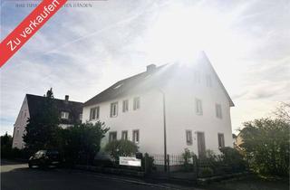 Mehrfamilienhaus kaufen in 91466 Gerhardshofen, Modernisiertes Mehrfamilienhaus in zentraler Lage von Gerhardshofen