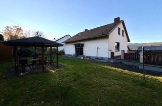 Haus kaufen in 57299 Burbach, Mehrgenerationenhaus mit Gestaltungspotenzial in ruhiger Lage von Niederdresselndorf