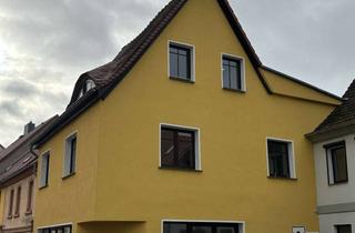 Haus kaufen in August-Bebel-Straße, 39326 Wolmirstedt, Saniertes Innenstadthaus, 150 m² Gewerbeeinheit, 137 m² Wohnung