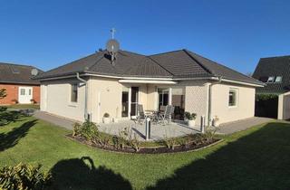 Haus kaufen in An Jungferndiek 17, 18182 Bentwisch, Barrierearmer Bungalow in Massivbauweise mit Südwest-Terrasse, Vollbad, Carport uvm. in Top-Zustand!