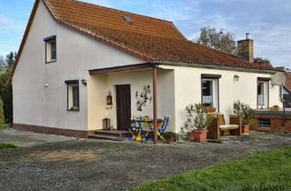 Bauernhaus kaufen in 17091 Rosenow, Dr. Lehner Immobilien NB -Gepflegtes Bauernhaus zum ruhigen Landleben