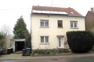 Mehrfamilienhaus kaufen in Alsweilerstrasse 71, 66646 Marpingen, Geräumiges Mehrfamilienhaus mit Garage und großem Garten in Marpingen