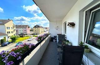 Wohnung kaufen in 51379 Opladen, Bezugsfreie, großzügige 4-Zimmer-Wohnung mit familienfreundlicher Aufteilung in Leverkusen-Opladen!