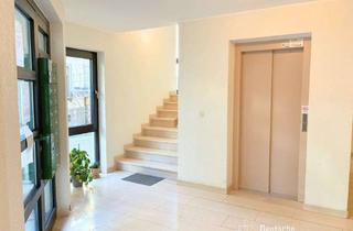 Wohnung kaufen in 42653 Solingen-Mitte, RESERVIERT: Jetzt investieren, später profitieren: 2,5 Zi-ETW mit Balkon!