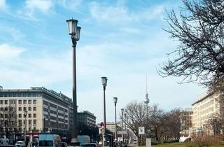 Wohnung kaufen in Karl-Marx-Allee 125, 10243 Friedrichshain, Leben in historischem Gebäude: Helle 1-Zimmer-Wohnung, sehr gut vermietet!