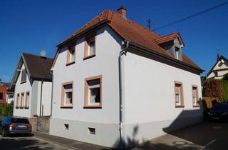 Einfamilienhaus kaufen in Queichstraße 17, 76857 Albersweiler, Einfamilienhaus mit 5 Zimmern und Garage in Albersweiler - von privat