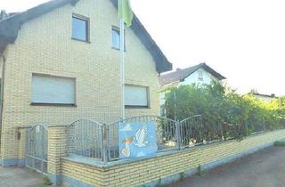 Haus kaufen in 55457 Horrweiler, WEINGUT - eine Hofreite mit 2 Häusern und sep. Gewerbehalle - gute Lage von Horrweiler/ Rheinhessen!