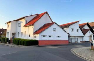 Haus kaufen in 63584 Gründau, Zwei Gebäude (Altbau & Neubau) mit jeweils einer Wohneinheit in ruhiger Lage