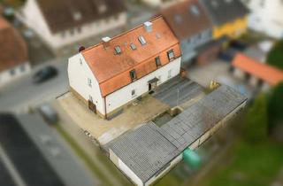 Haus kaufen in 90513 Zirndorf, Zwei Wohnungen, ein Haus – perfekt für Mehrgenerationen oder zur Entwicklung mitten in Zirndorf