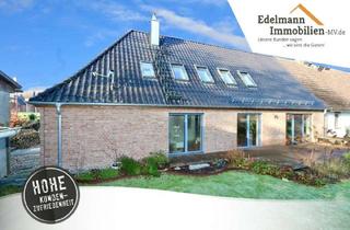 Haus kaufen in 18246 Steinhagen, Moderne DHH in Steinhagen b. Bützow - Ca. 194 m² Whfl., 5 Zi., Kamin, Garage & 1.357 m² großes Grd.