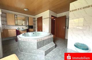 Wohnung mieten in 73333 Gingen, 3-Zimmer-Wohng mit eigenem Garten, EBK, Garage