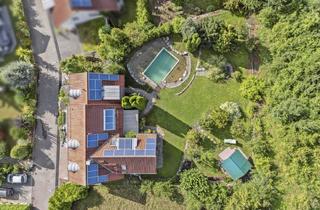 Villa kaufen in 74189 Weinsberg, Mediterranes Flair und Lebensgefühl am Feldrand: Exklusive Villa mit Pool und Panorama