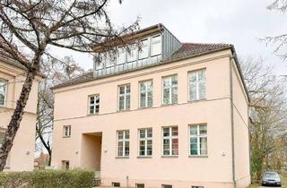 Wohnung kaufen in 14554 Seddiner See, Seddiner See - Wohnen mit Charakter: Bezugsfertige Dachgeschosswohnung mit Sonnenterrasse