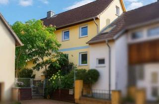 Einfamilienhaus kaufen in 31162 Bad Salzdetfurth, Gemütliches Einfamilienhaus mit Kamin, Wohlfühlbad und Ausbaureserve im DG