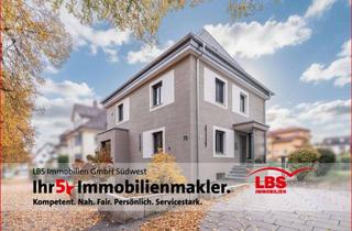 Villa kaufen in 78056 Villingen-Schwenningen, Stilvolle Villa mit modernster Technik, Salzwasserpool und großem Garten.