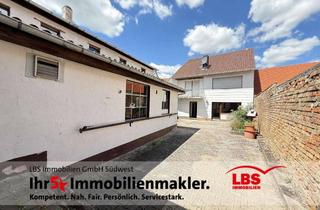Einfamilienhaus kaufen in 55234 Wendelsheim, Einfamilienhaus mit Hof, großzügigem Garten, vielseitiger Werkstatt -Potenzial für kreative Nutzung