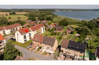 Haus kaufen in Am Serrahnsbach 35-37, 19406 Sternberg, 16 Eigentumswohnungen mit Balkon und Stellplatz als Kapitalanlage