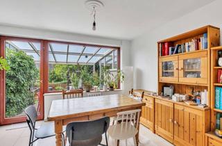 Reihenhaus kaufen in 22523 Eidelstedt, Modernes Reihenhaus mit Sonnenterrasse – Ab 1.12.25 bezugsbereit!