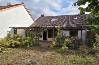 Reihenhaus kaufen in 38518 Gifhorn, Gifhorn: Sanierungsbedürftiges Reihenhaus in zentraler Lage