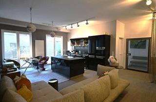 Gewerbeimmobilie kaufen in Augustenstr. 127, 70197 West, S-West: Mittendrin ein ruhiges LOFT. Wie ein Haus im Haus! Eigener Eingang. Hofseitig BARRIEREFREI!