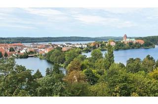 Wohnung kaufen in Am Steindamm 1-5, 23909 Ratzeburg, Traumblick über Ratzeburg: ETW im 9. OG (Lift) - bezugsfrei - ruhig - zentrumsnah - grün