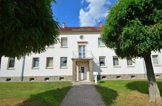 Wohnung kaufen in 04651 Bad Lausick, Kurstadt Bad Lausick - Solide Kapitalanlage oder Eigennutzung - 3-Raum-ETW - Nähe Kurviertel