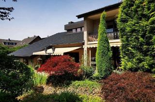 Villa kaufen in 51467 Bergisch Gladbach, Architektenvilla in begehrter Bestlage von Bergisch Gladbach