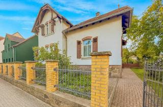 Villa kaufen in 04249 Großzschocher, Familientraum mit Seele:Fantastische Gründerzeitvilla - Wo Nostalgie auf modernen Wohnkomfort trifft