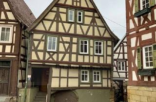 Haus kaufen in 75438 Knittlingen, Liebevoll modernisiertes Fachwerkhaus in bester Altstadtlage