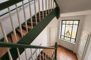 Mehrfamilienhaus kaufen in 04177 Leipzig, Leipzig - Mehrfamilienhaus mit Balkonen in Altlindenau für Faktor 20,7