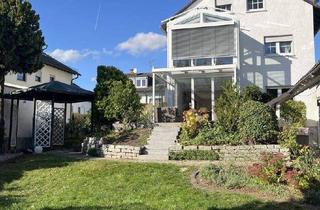 Einfamilienhaus kaufen in 65795 Hattersheim, Hattersheim Okriftel - Freistehendes Einfamilienhaus mit großem Garten und viel Potenzial in Hattersheim-Okriftel