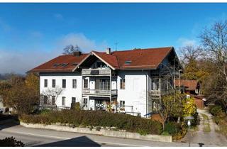 Wohnung kaufen in 83376 Truchtlaching, Lichtdurchflutete 4-Zimmer- Altbauwohnung mit zwei Balkonen, herrlichem Bergpanorama & Altbaucharme