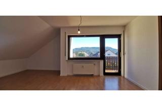 Wohnung mieten in 72355 Schömberg, Geräumige Dachgeschoßwohnung mit zwei Balkonen und Einbauküche