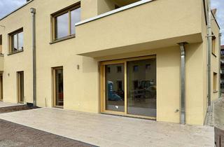 Wohnung mieten in Koburger Straße 222, 04416 Markkleeberg, Traum am See - Elegante 2-Zimmer Wohnung (teilmöbliert inkl. EBK) mit Terrasse in Markkleeberg