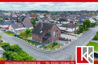Haus kaufen in 38477 Jembke, Zuhause in Jembke: Modernisiertes Zweifamilienhaus mit großem Garten, Terrasse und Balkonen