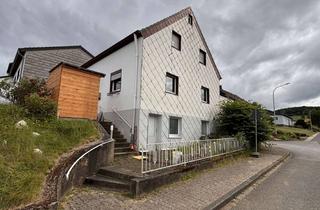 Einfamilienhaus kaufen in 52393 Hürtgenwald, Charmantes Einfamilienhaus mit Potenzial für Handwerker im Grünen! Provisionsfrei