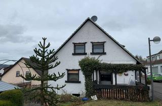 Einfamilienhaus kaufen in 54568 Gerolstein, Einfamilienhaus mit Potenzial in ruhiger Lage in Gerolstein - PROVISIONSFREI