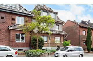 Anlageobjekt in 50129 Bergheim, Kapitalanleger aufgepasst! Doppelhaushälfte mit 2 Wohneinheiten, Dachterrasse & idyllischem Garten