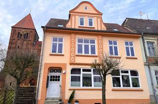 Anlageobjekt in Karl-Marx-Straße 62, 18465 Tribsees, **Kapitalanlage** Saniertes Mehrfamilienhaus mit 3 Wohneinheiten im historischen Stadtkern Tribsees