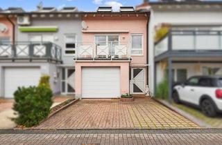 Reihenhaus kaufen in 76547 Sinzheim, Charmantes Reihenhaus mit Terrasse, Balkon, Garage – familienfreundlich wohnen in Sinzheim-Kartung
