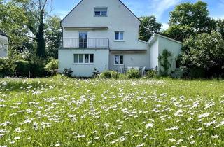 Wohnung mieten in Eichendorffplatz, 82166 Gräfelfing, Stilvoll möblierte 2-Zimmer Dachgeschosswohnung für Einzelperson