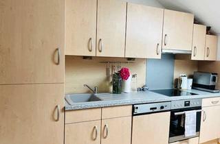 Wohnung mieten in Im Venetianerwinkel 34d, 87629 Füssen, Helle 2-Zimmer Dachgeschosswohnung in Füssen