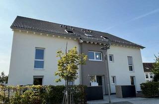 Wohnung mieten in Eichelgarten 23, 67141 Neuhofen, Neubau - Dachgeschosswohnung m. Wärmepumpe, ruhige Lage