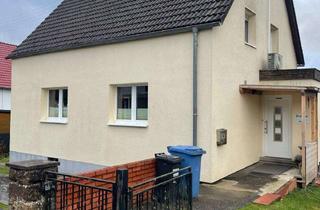 Haus kaufen in 67705 Trippstadt, Freistehendes 1 Fam.-Haus in ruhiger Lage mit Gardengrundstück in Trippstadt