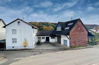 Haus kaufen in 66851 Queidersbach, Queidersbach - Geräumiger Gebäudekomplex bestehend aus zwei Einfamilienhäusern