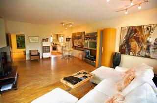 Einfamilienhaus kaufen in 65719 Hofheim am Taunus, "Großzügiges Einfamilienhaus mit Einliegerwohnung - seltenes Angebot!"