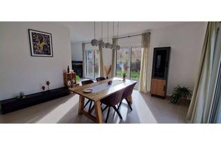 Einfamilienhaus kaufen in 51674 Wiehl, Einziehen und Wohlfühlen - Großzügiges Einfamilienhaus mit modernem Design