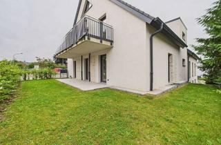 Wohnung kaufen in 23570 Lübeck, Exklusive Erdgeschosswohnung mit Terrasse