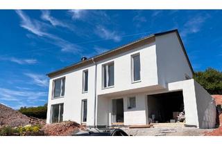 Einfamilienhaus kaufen in 97723 Oberthulba, Oberthulba - Exklusives Einfamilienhaus mit Kaminofen